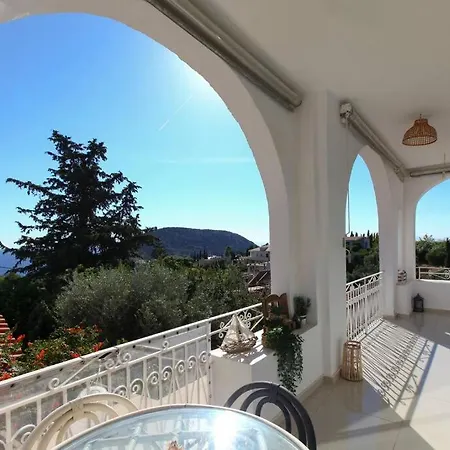 Divine Retreat Apartment *
