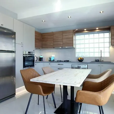 Apartment Divine Retreat *